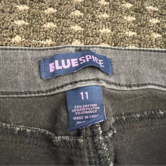 Blue Spice black faded high waist skinny denim jeans, 5 pockets, zipper fly, 11. - Picture 8 of 12